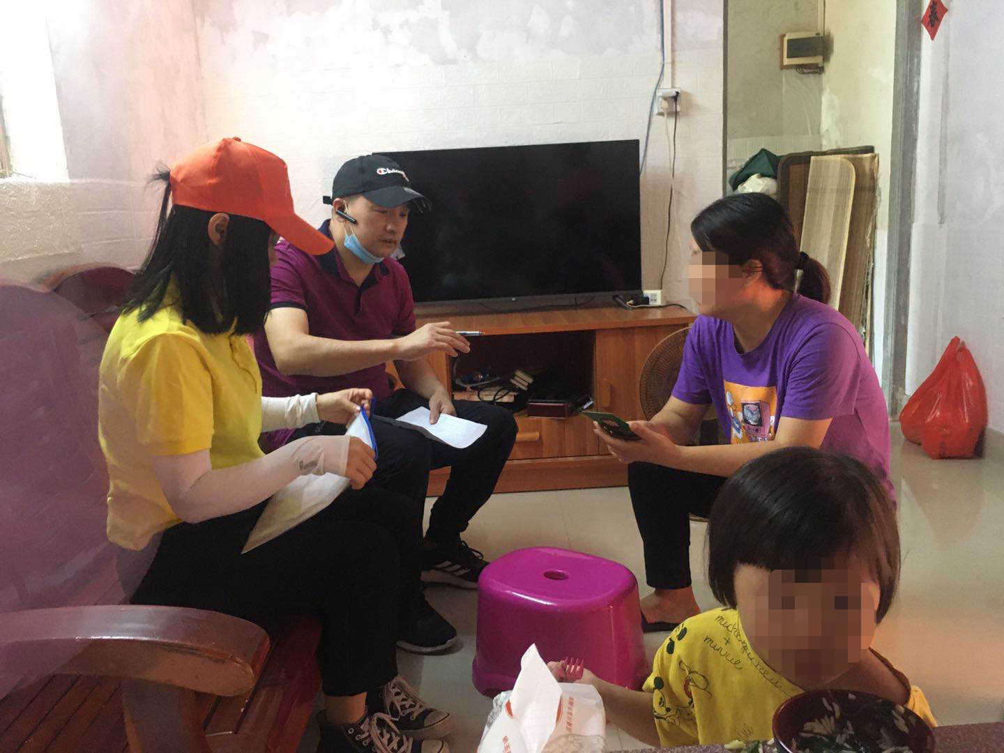 广州挚缘婚姻家庭服务中心参加智力、精神残疾儿童家庭“牵手行动”，走进汕尾