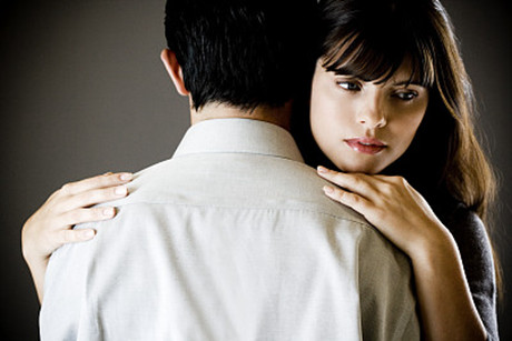 出过轨的男人为啥不让提小三?心理是怎样的? 出过轨的男人为啥不让提小三?心理是怎样的?