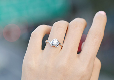 女生左右手戒指的戴法和意义(这些戴法你知道吗) 女生左右手戒指的戴法和意义(这些戴法你知道吗)