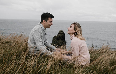 被妻子发现我出轨怎么处理(静下心来好好地谈一谈) 被妻子发现我出轨怎么处理(静下心来好好地谈一谈)