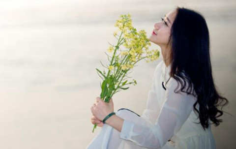 面对婚姻危机女人如何自保(聪明老婆的五种做法) 面对婚姻危机女人如何自保(聪明老婆的五种做法)