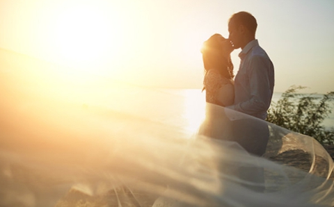 老婆出轨要离婚怎么办(作为男人该如何挽回) 老婆出轨要离婚怎么办(作为男人该如何挽回)