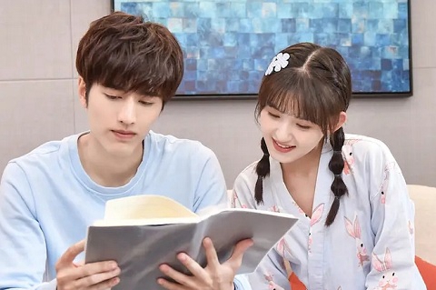 男人喜欢一个女生的表现(往往有这四种明显的表现) 男人喜欢一个女生的表现(往往有这四种明显的表现)