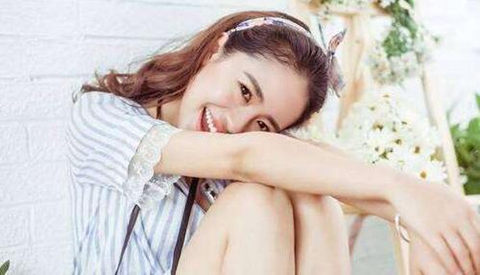 女朋友太粘人了怎么办?女朋友太黏人应不应该分手 女朋友太粘人了怎么办?女朋友太黏人应不应该分手