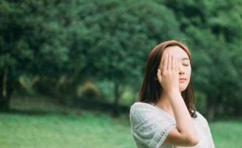 挽回女朋友应该怎么和她聊天?挽回前女友聊什么话题 挽回女朋友应该怎么和她聊天?挽回前女友聊什么话题