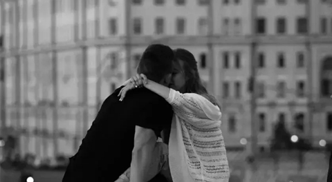 最能摧毁一段感情的是什么?是指责和抱怨 最能摧毁一段感情的是什么?是指责和抱怨