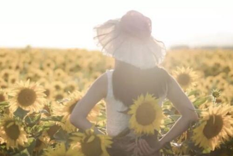 女人要怎么样才能吸引男人 女人要怎么样才能吸引男人