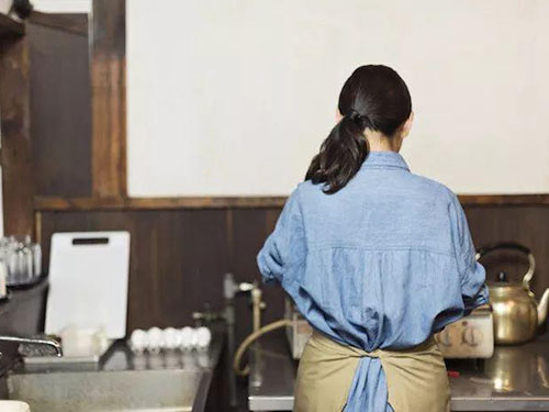 强势的女人让男人害怕，越要求越抵触！