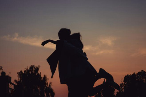 金牛男什么情况会表白（金牛男暗示喜欢你语言）