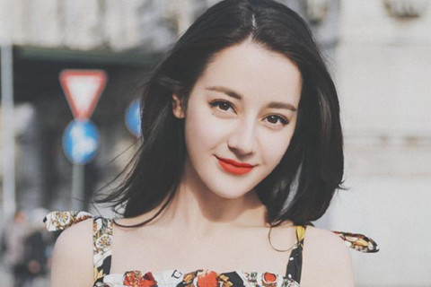 哄女朋友开心幽默段子（哄女孩子开心的话）