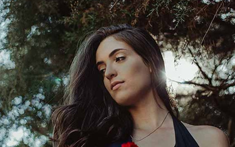 结婚后觉得自己配不上老公（总害怕另一半离开自己）