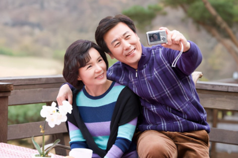 五十岁二婚男人的再婚的心理（50岁再婚的男人是否很现实？）