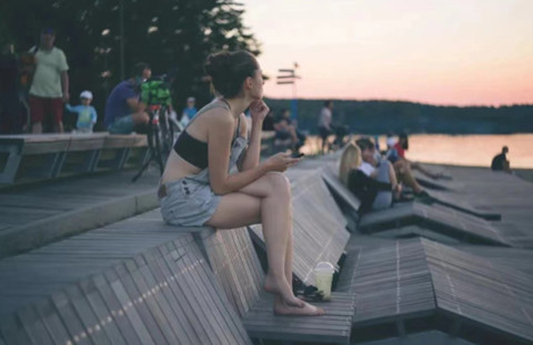 一个离婚女人的忠告（一个离婚女人的四大忠告）