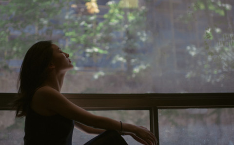 女人40岁离婚会后悔吗（40岁离婚后的女人是什么心态）