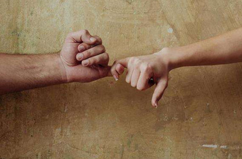 女友分手态度很坚决还挽回吗（挽回几率还有多少）