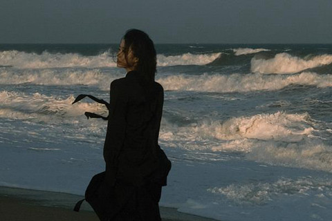 老公明明不爱我了，为什么不肯离婚？