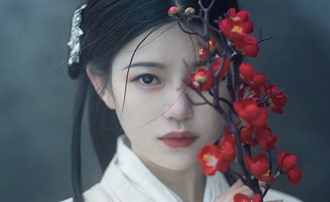 分手后喝酒挽回男朋友（笨女孩才会这么做）