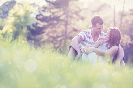 情侣约会做什么培养感情（做这几件事容易提升感情）