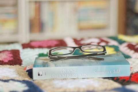 一辈子不结婚会面临哪些困难（来看看有会哪些困难）