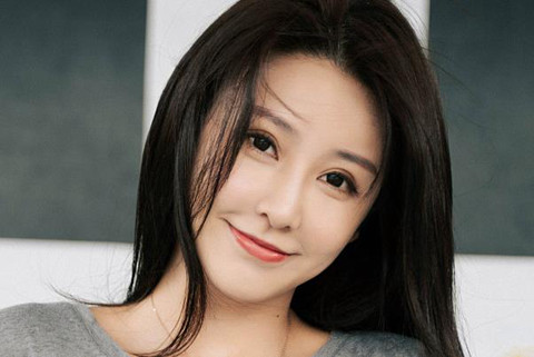 自信的女人有什么表现（往往会有这四点表现）