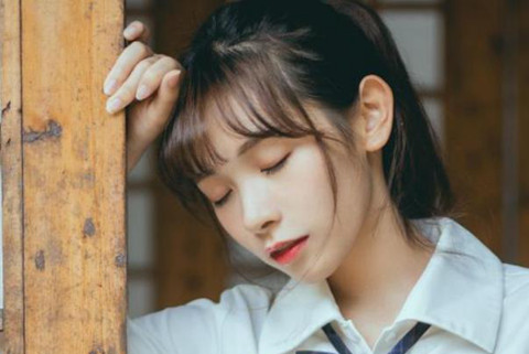 女人对你有意思的暗示（这些暗语别不懂）