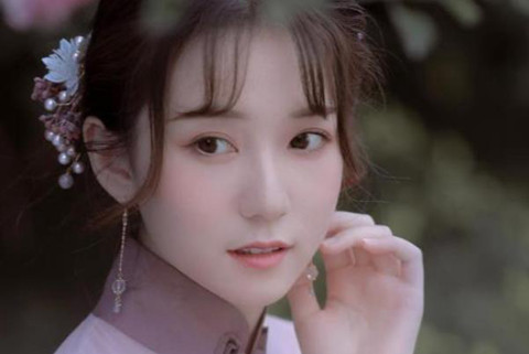 女人真心认定一个人的表现，会有这些表现
