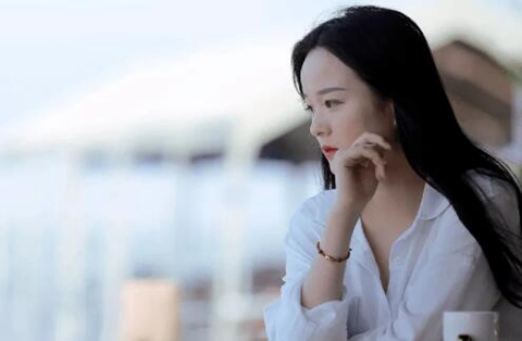 女人变心后的表现（从两个方面的变化就能看出来）