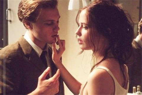 老婆铁了心离婚我不想离咋办？三招帮你挽回老婆