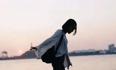男人喜欢什么样的女人（男人还是喜欢这种女人）