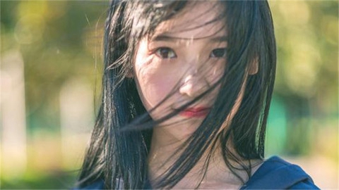 一个女人深爱一个男人是什么样（往往会有这些表现）