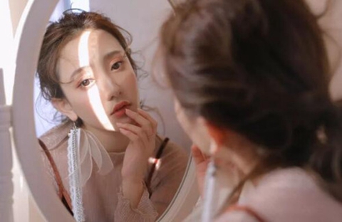 女友喜欢上别人了还能挽回吗？女朋友喜欢上别人了怎么挽回
