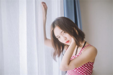 女友喜欢上别人了还能挽回吗？女朋友喜欢上别人了怎么挽回