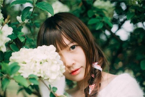 分手后女人想复合前兆，分手后女人想复合怎么办