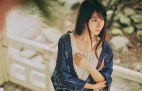 分手后女人想复合前兆，分手后女人想复合怎么办