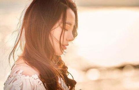 给前女友发消息不回怎么办？前女友不回信息怎么挽回