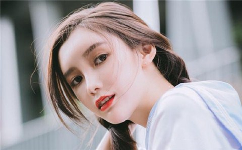 怎么挽留女朋友不分手的话，挽留女朋友不分手的话句子