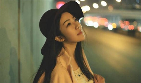 如何让男人高看你一眼？女人要掌握主动权