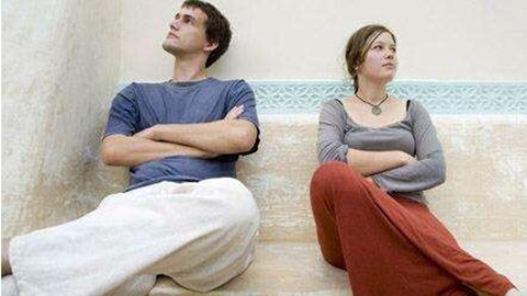 和不爱的人结婚是什么感觉？爱不起恨不得