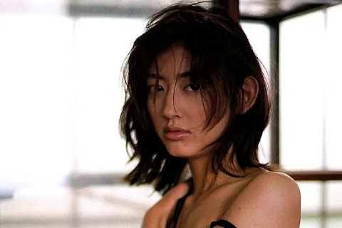 怎么样让男人越来越爱你，这三个方法你应该没试过