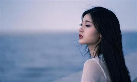 不纠缠了男人越会想起你，送你一份感情致胜的密码