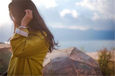 女人问你借钱暗示什么？会有这三种可能