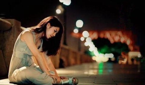 女生谈恋爱太卑微了怎么改变.jpg 女生谈恋爱太卑微了怎么改变.jpg