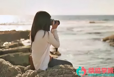 劈腿后悔想挽回女友？