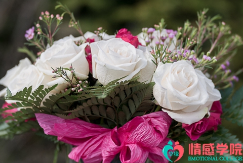 射手座男人对待婚外情的态度？