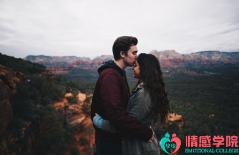 挽回感情破裂的婚姻应该怎么样做？